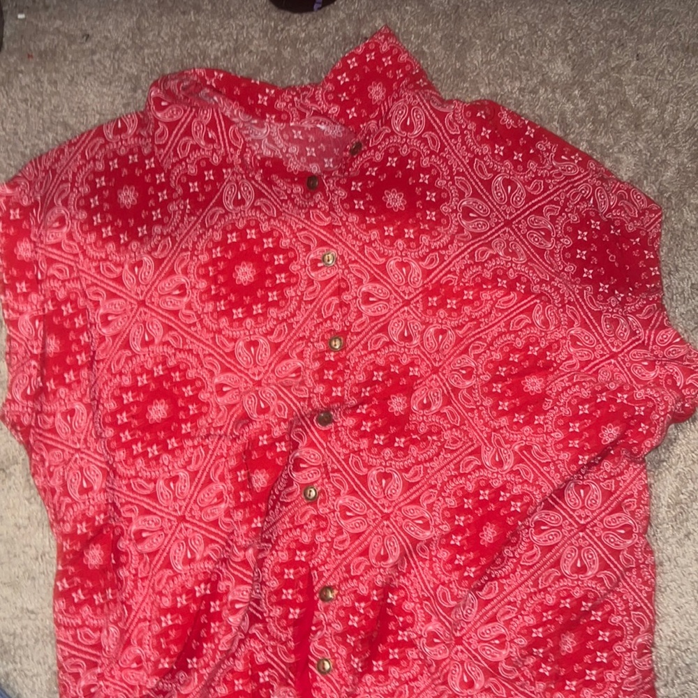 Red bandana print blouse size m/L